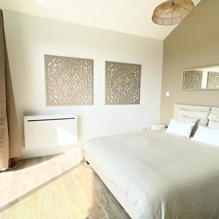 Chalet, Jacuzzi, Vue Panoramique * Le Plessis-Robinson
